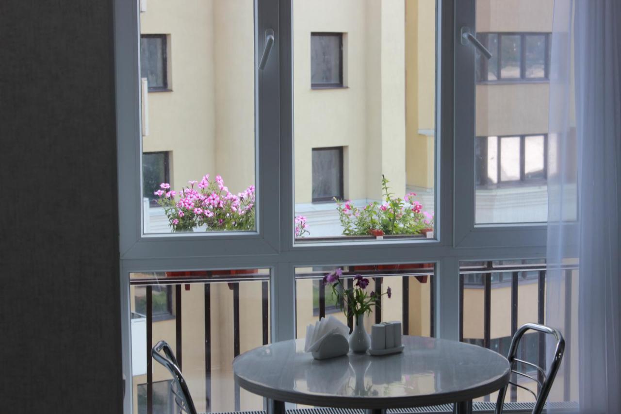Apartments In Kharkiv Exterior photo